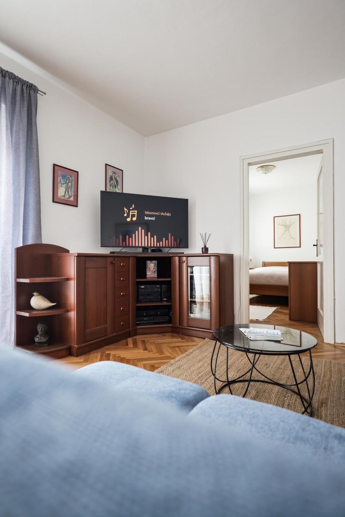 Elanda Downtown Apartament *